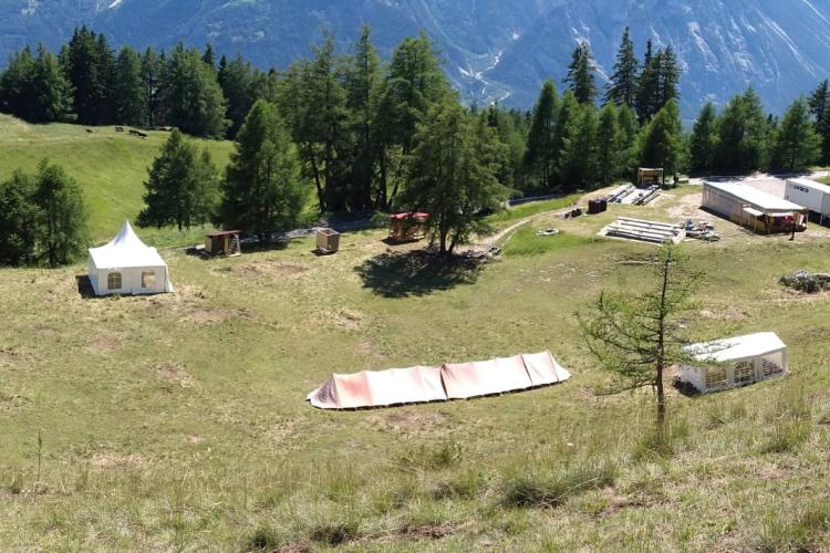 Panoramafoto mit Sicht auf die Fläche und das erste Plateau